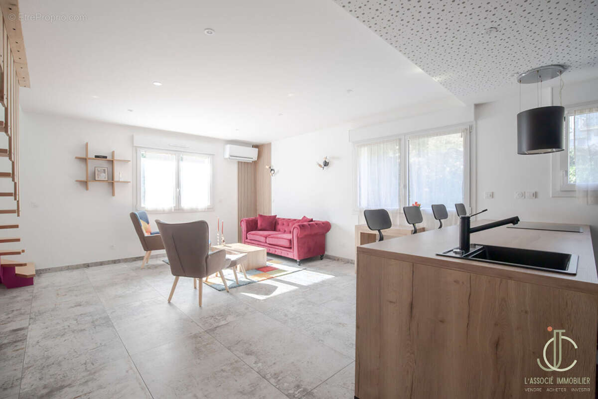 NANCY - Quartier Boudonville Scarpone - Appartement avec Terrasse Rooftop et parking - photo 9