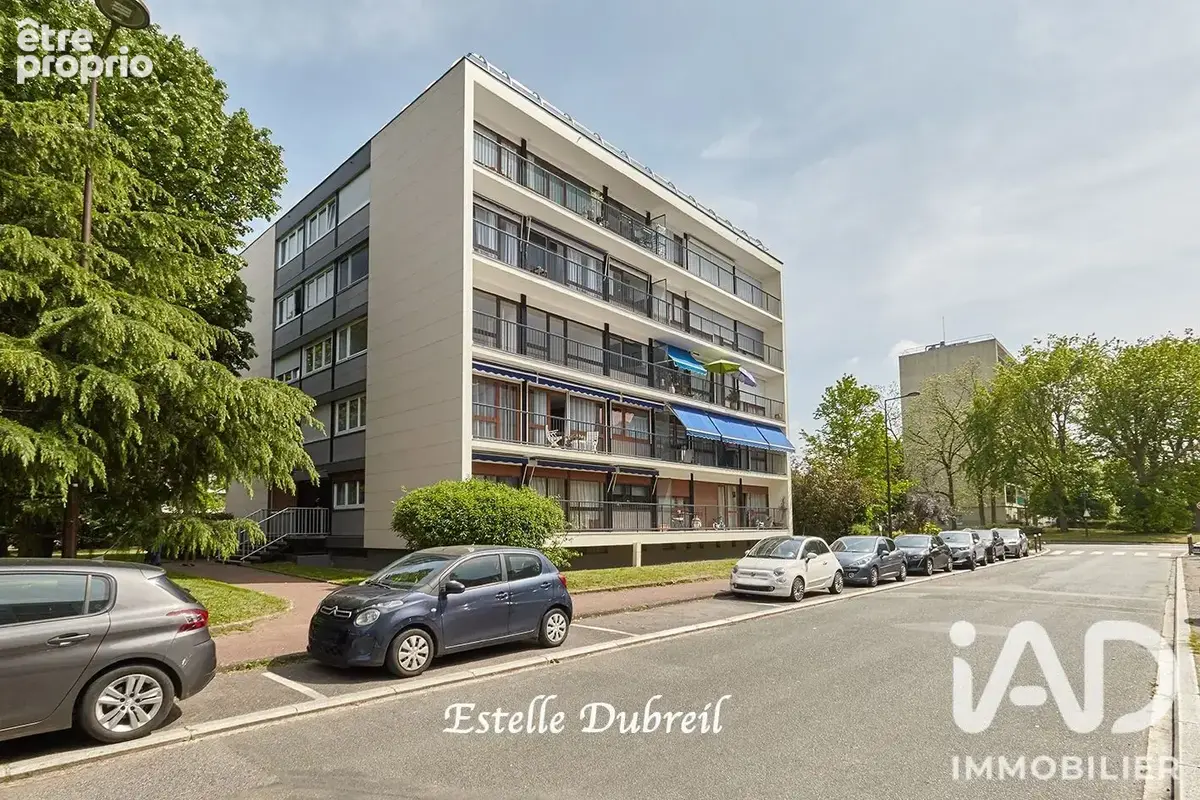 Photo 1 - Appartement à VELIZY-VILLACOUBLAY