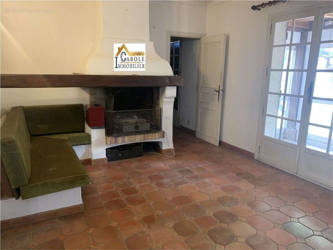 Maison à MANDELIEU-LA-NAPOULE