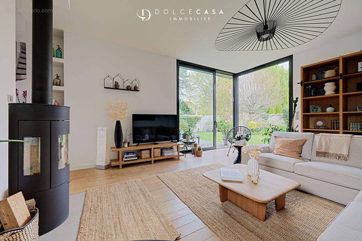 Maison à LE PERREUX-SUR-MARNE