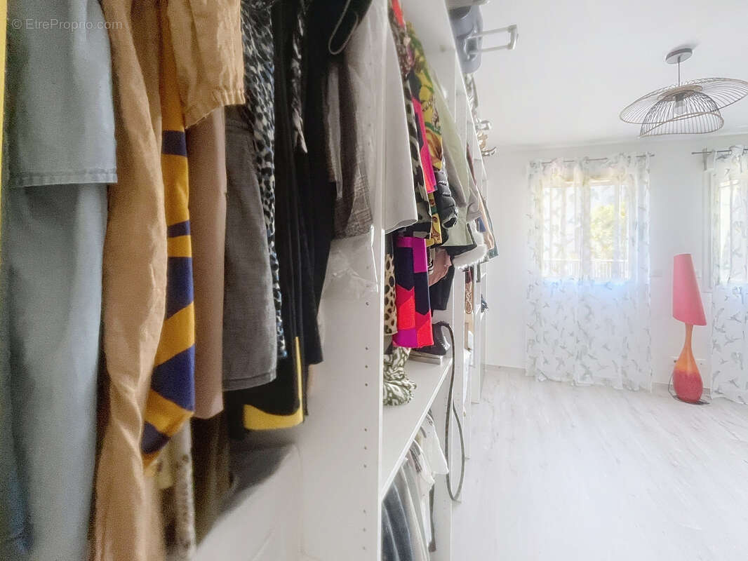 Appartement à OULLINS