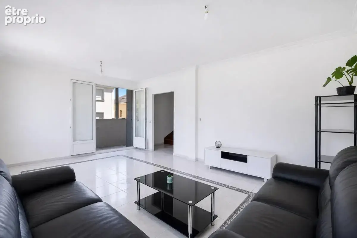 Maison de 6 pièces de 149 m² à Villepinte - photo 5