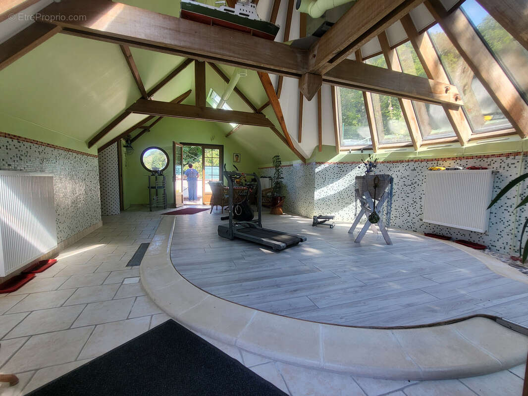 Propriété avec garage,  jardin et piscine à vendre à Yport 76111 - photo 22