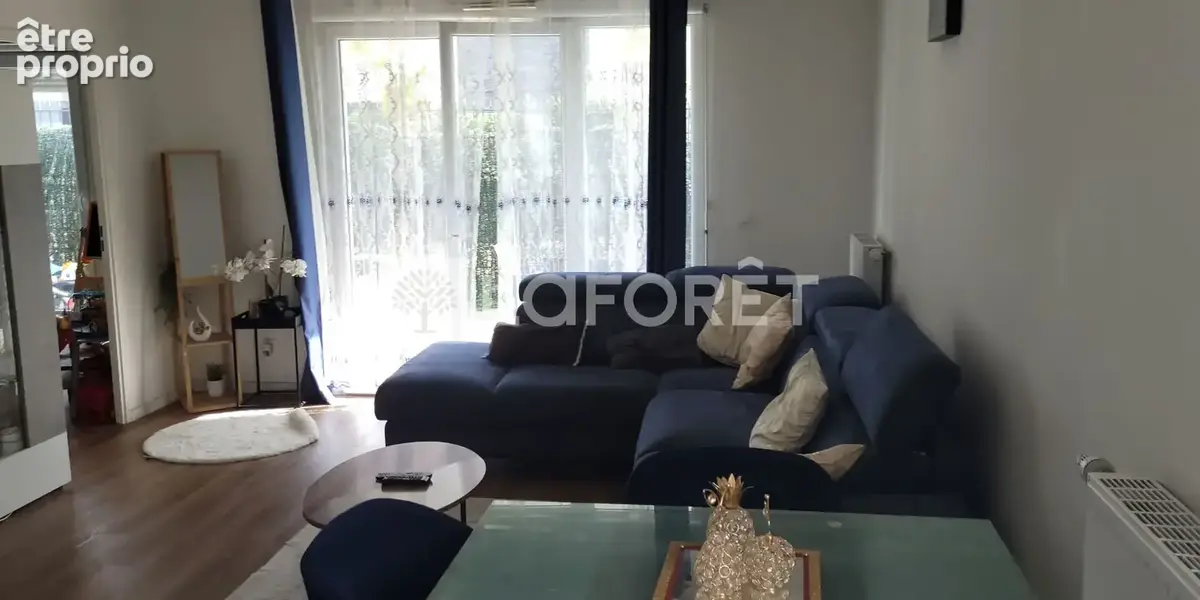 Appartement à THIAIS