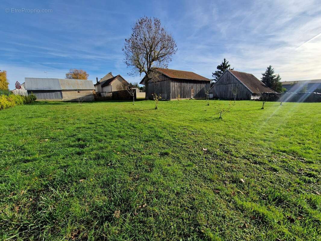 Terrain à DROUPT-SAINTE-MARIE