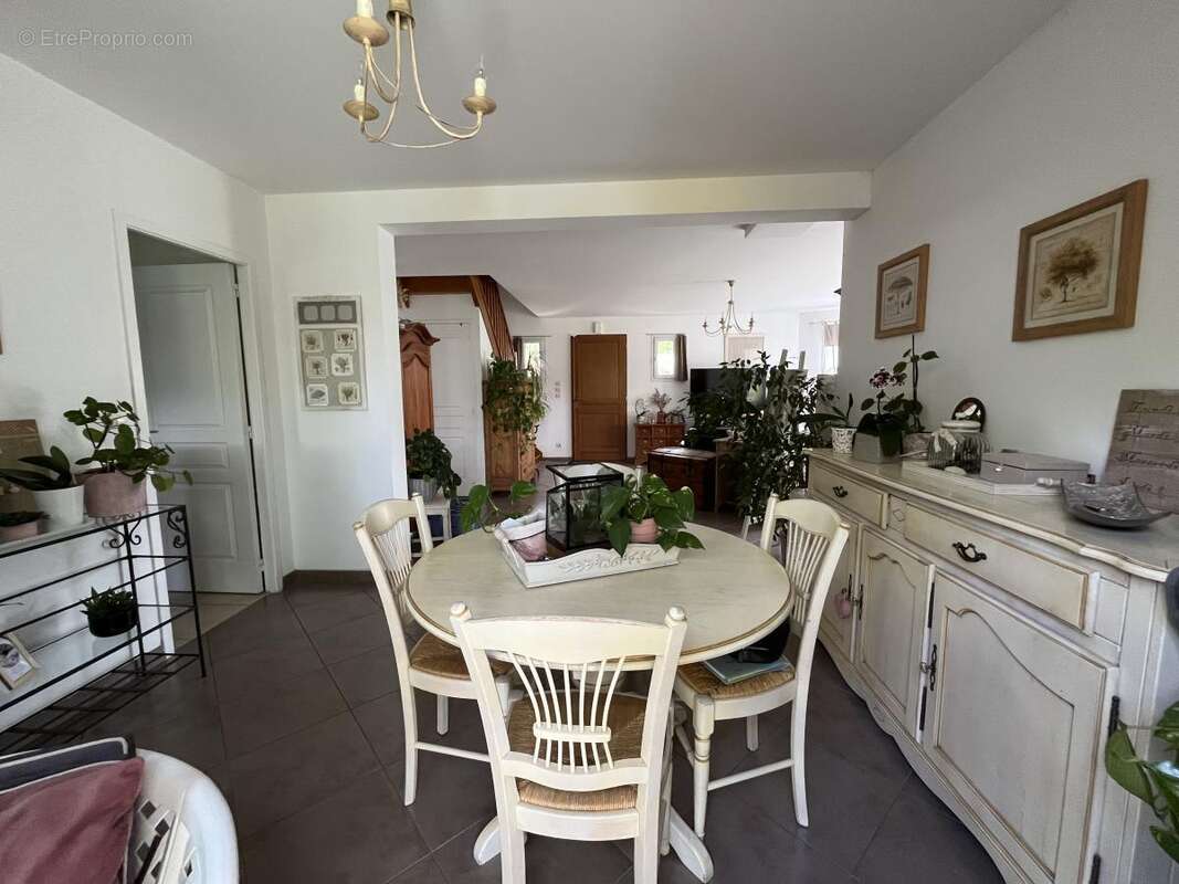 Maison 126 m² à Saint-Pere-En-Retz  - photo 9
