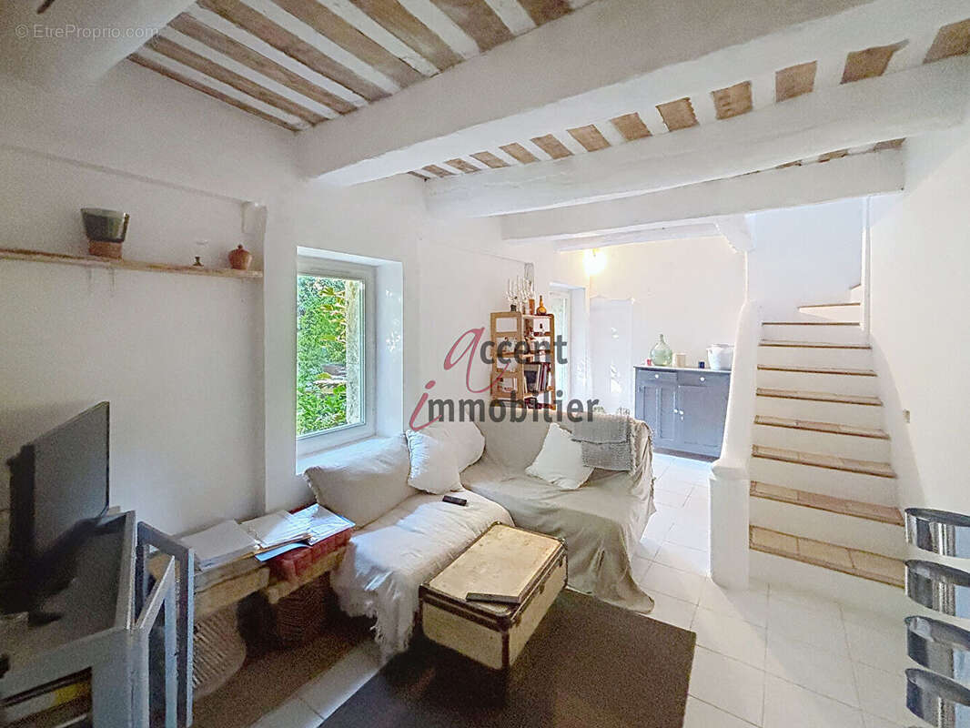 Maison à CHEVAL-BLANC