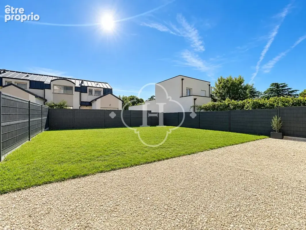 Maison 8 pièces 175 m² à vendre à Le Mesnil-Le-Roi (78600) - photo 5