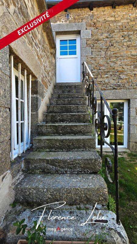 Maison à LE LESLAY