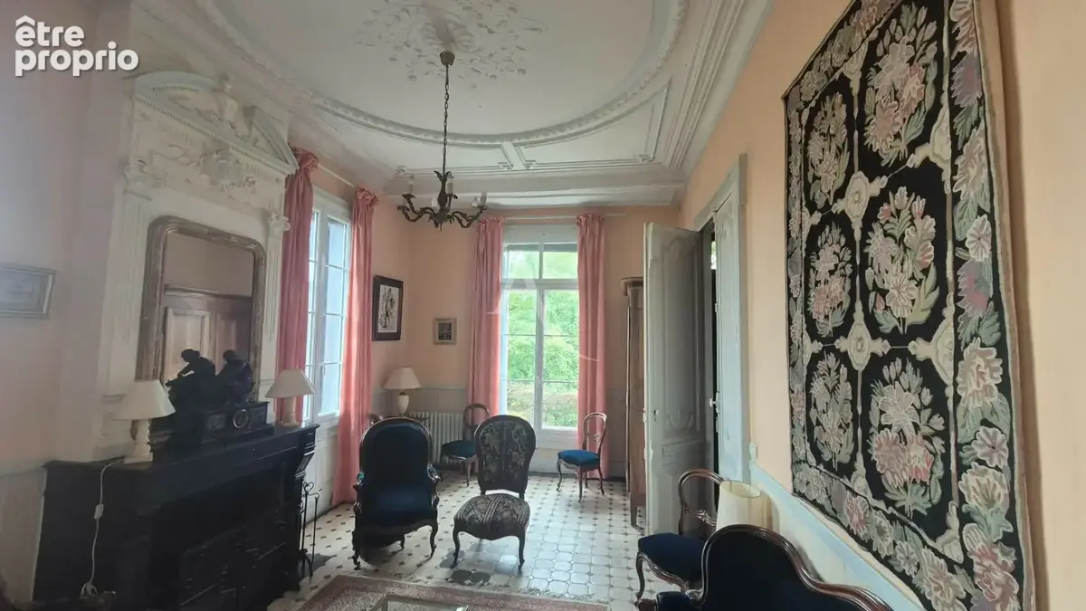 Maison de maître de 1870 de 340 m² avec piscine, puits et terrain de 885 m² à Montbazin - photo 3