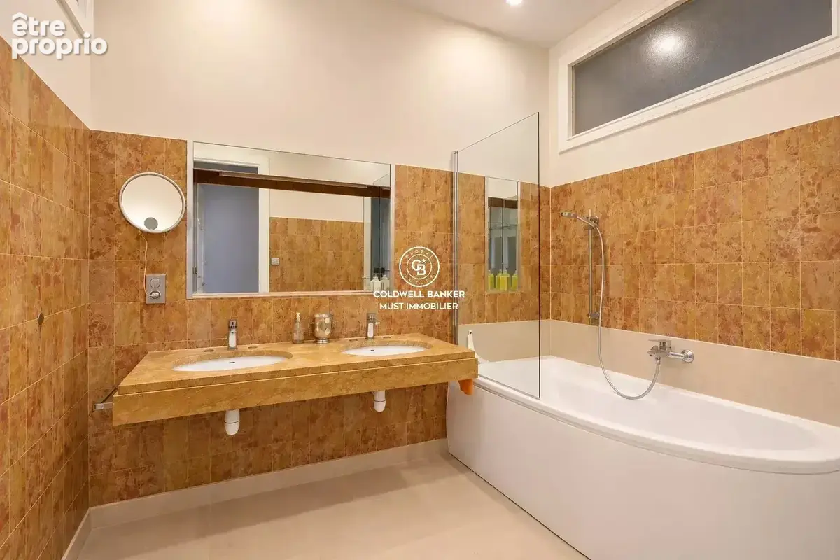 Appartement bourgeois secteur Clemenceau - photo 10