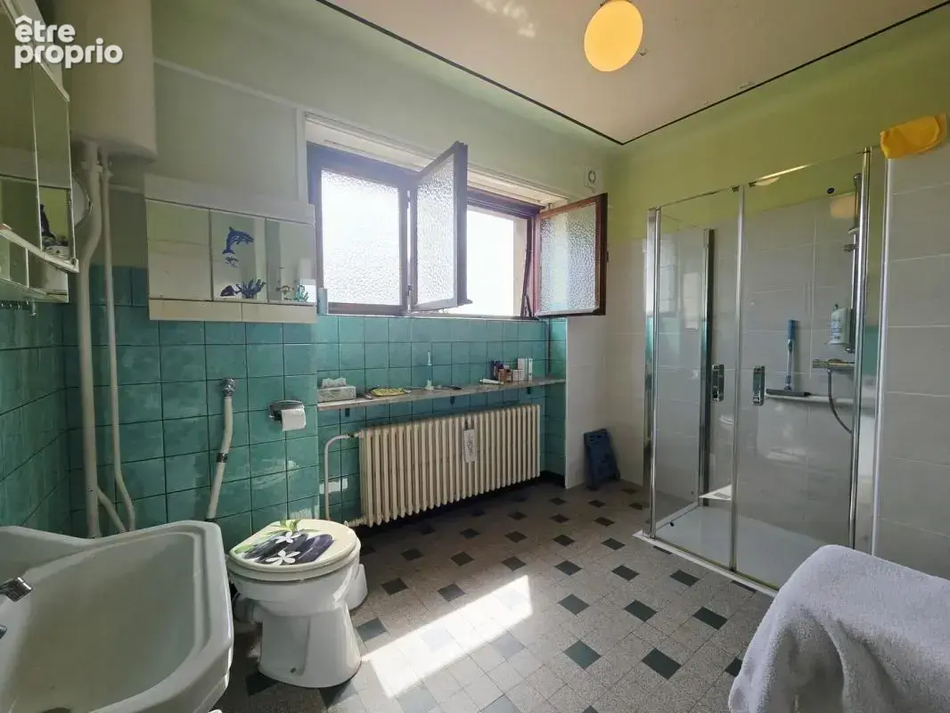Maison 4 pièces de 110 m² avec grand terrain et dépendances — Stiring- - photo 6