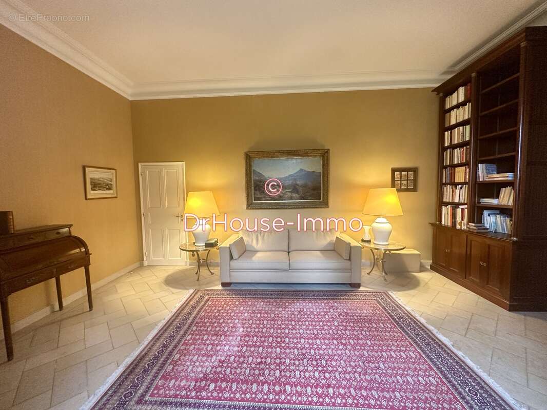 Maison à CHATILLON-SAINT-JEAN