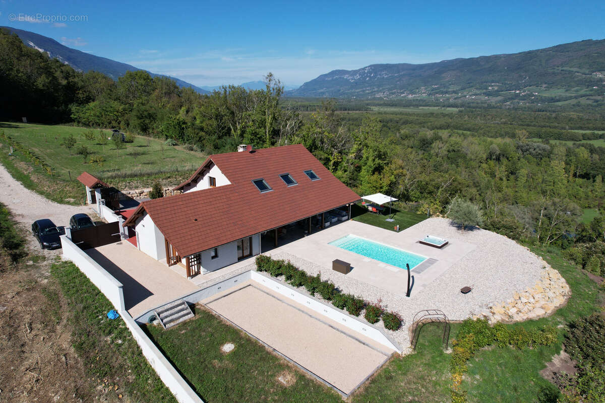 Maison à AIX-LES-BAINS