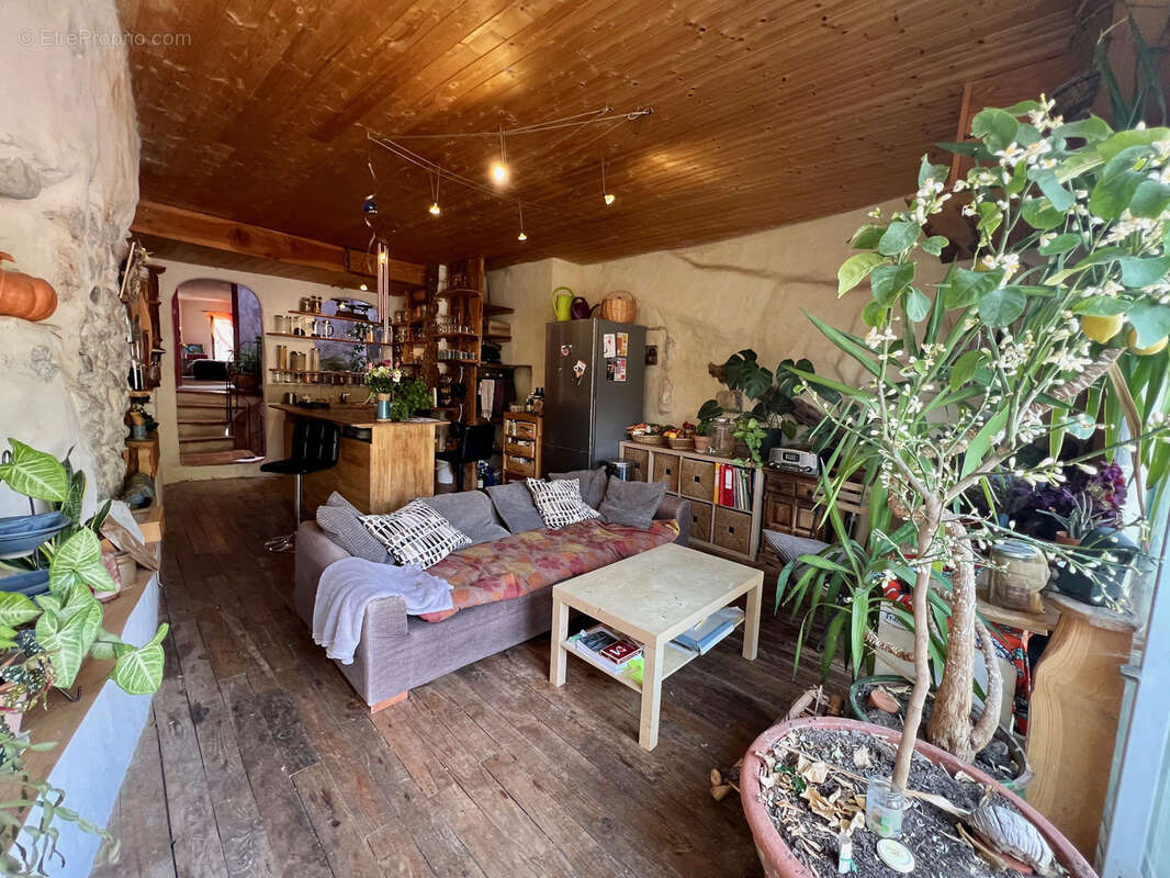 Maison à BUIS-LES-BARONNIES