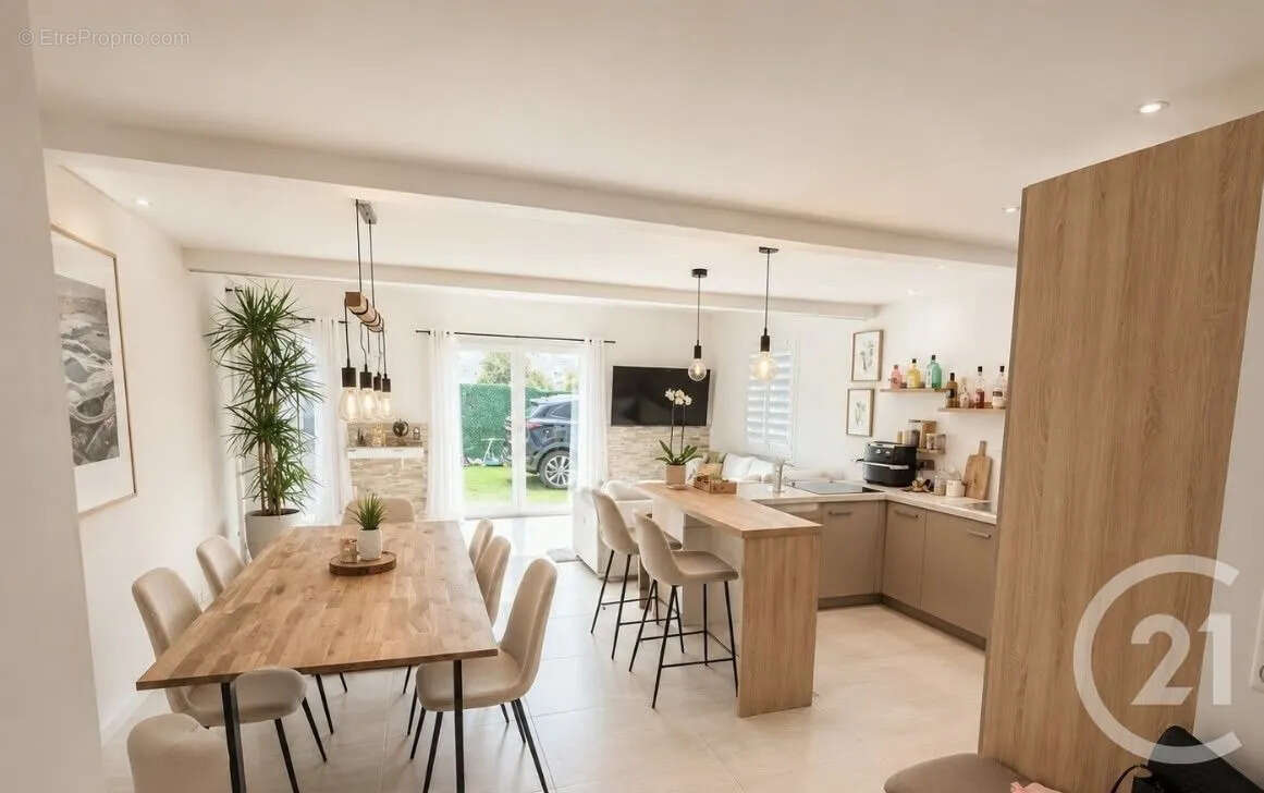 Maison à LA COLLE-SUR-LOUP