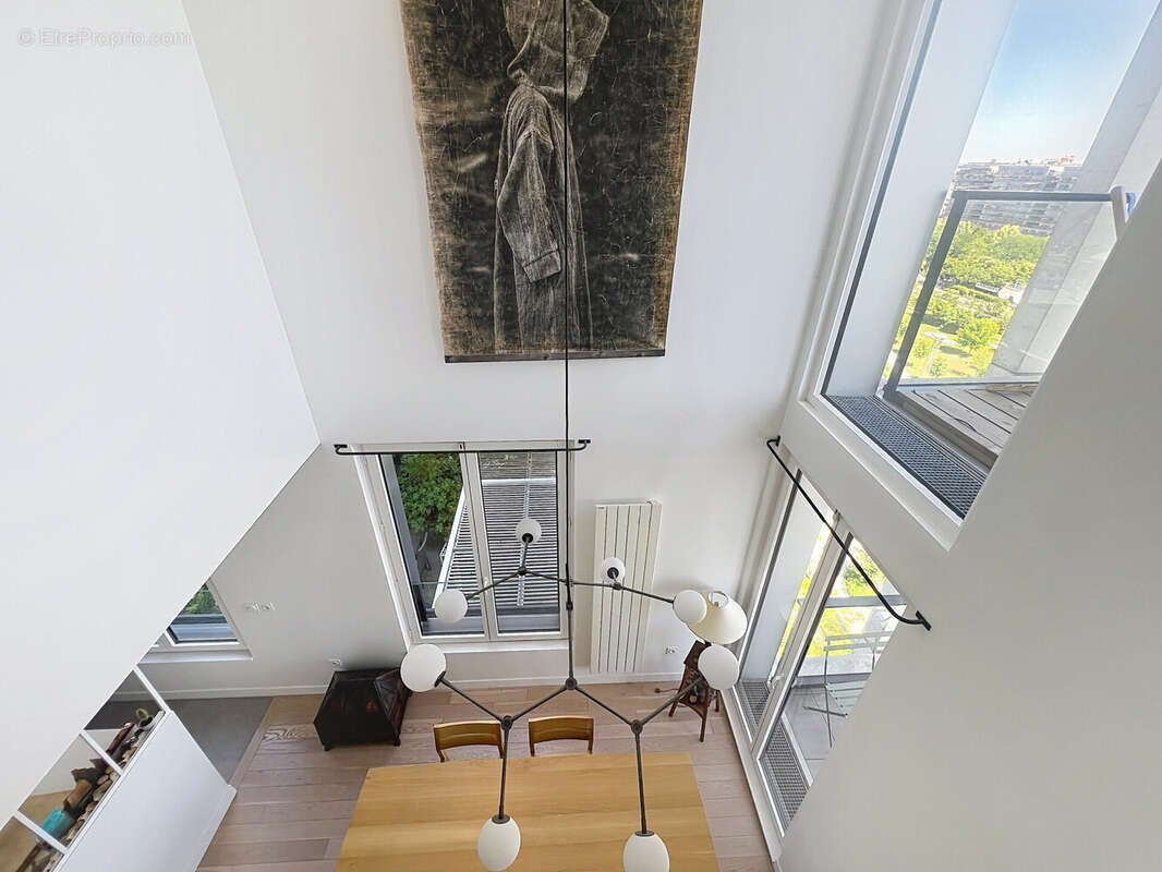Appartement à PARIS-17E
