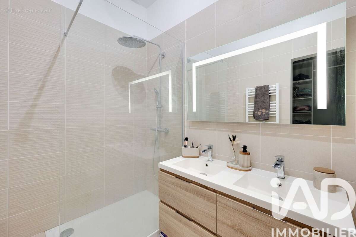 Photo 7 - Commerce à BAGNOLET