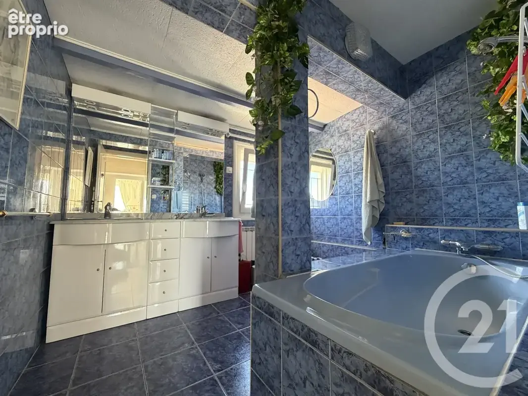 Appartement 79 m² à Royan  - photo 5