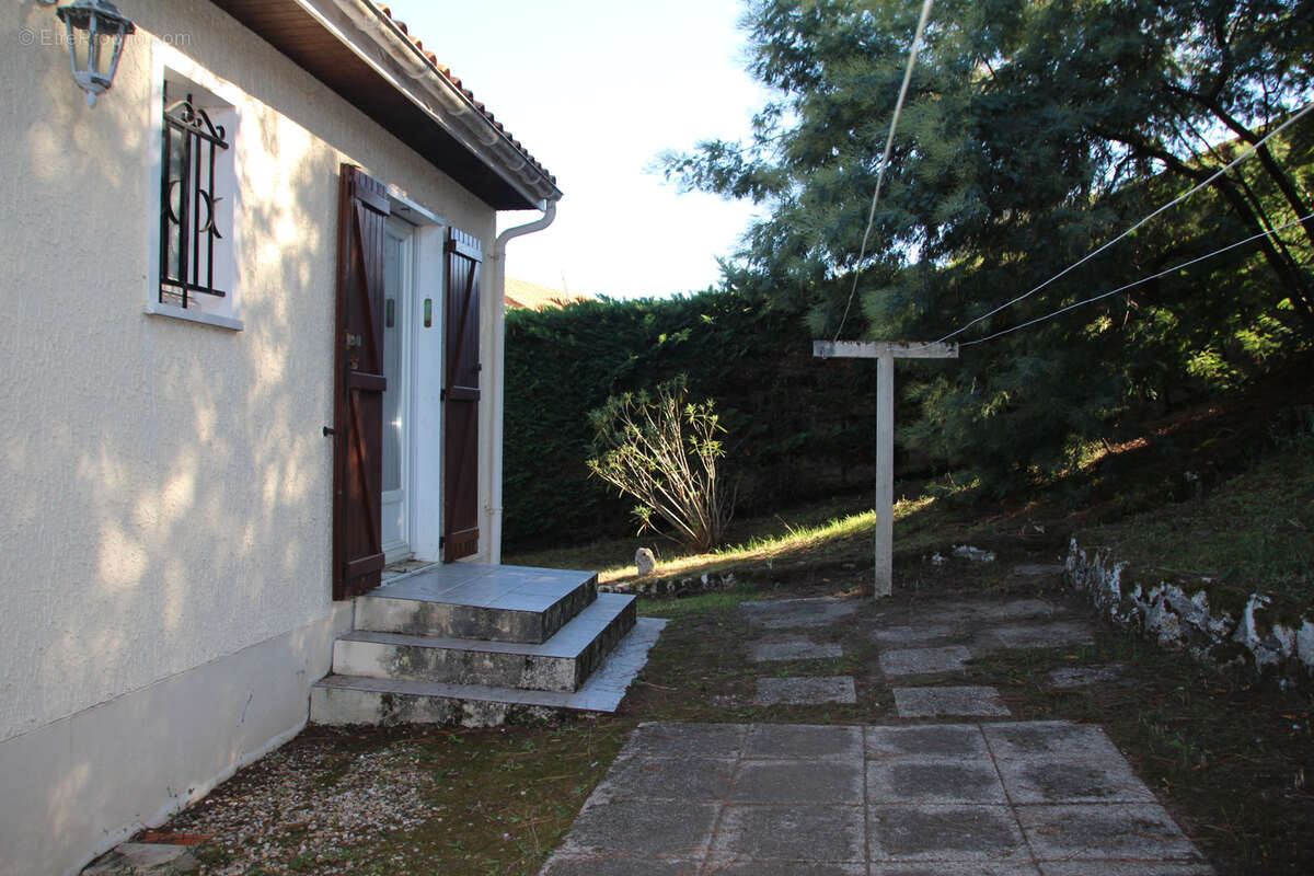 Maison à SAINT-GEORGES-DE-DIDONNE