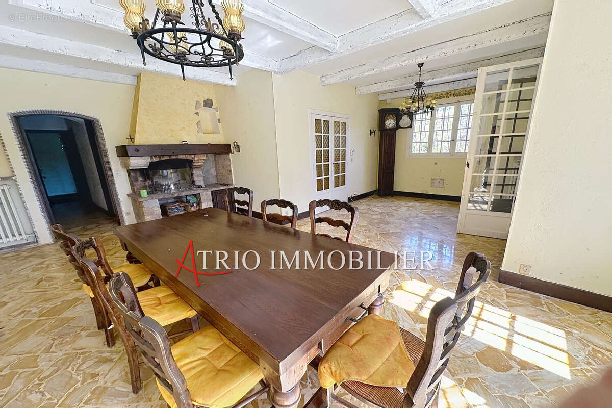 Maison 230 m² à Cagnes-Sur-Mer  - photo 6