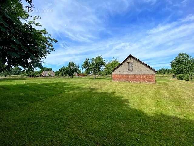 Terrain à BERVILLE-EN-ROUMOIS