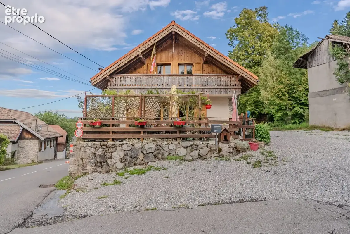 Maison à THOLLON-LES-MEMISES