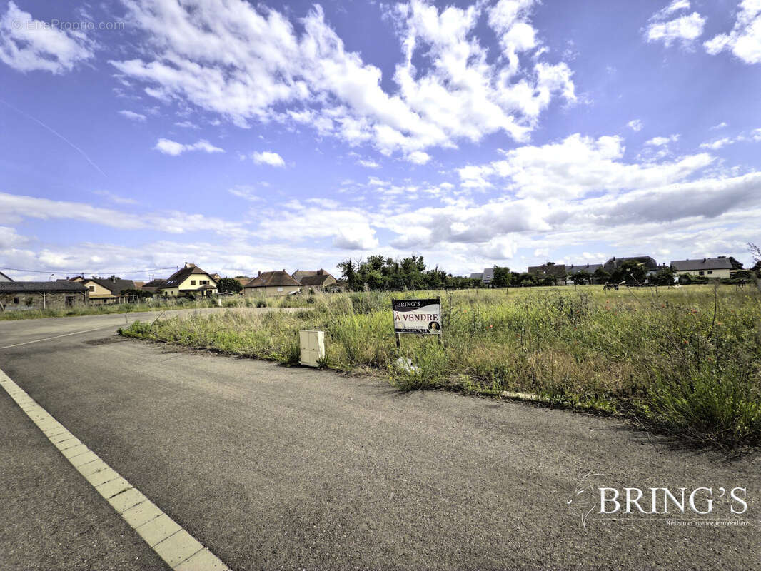 Terrain à MEYENHEIM