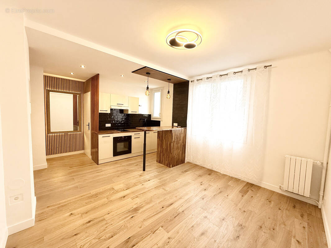 Appartement à MARSEILLE-10E