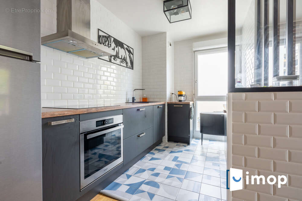 Appartement à AUBERVILLIERS