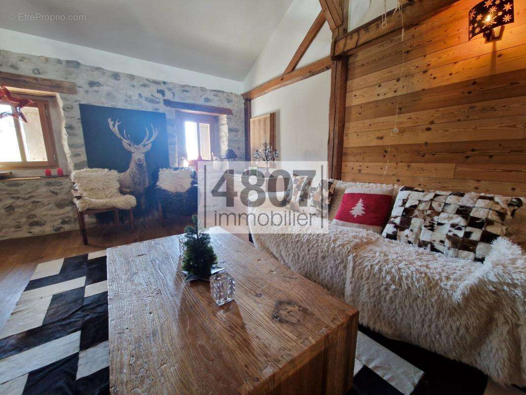 Appartement à HABERE-LULLIN