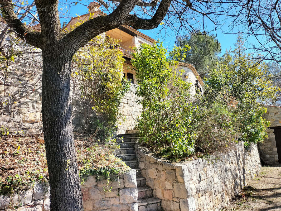 Maison à FAYENCE