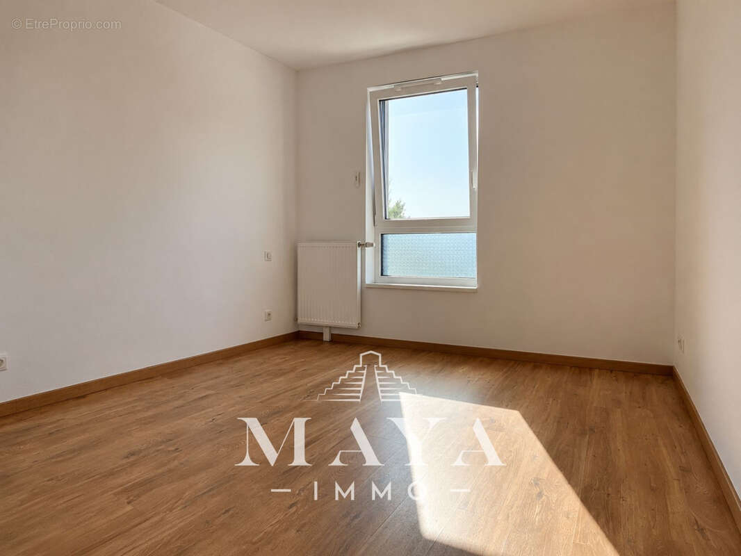 Saint-Louis, Appartement F3 avec terrasse et garage double - photo 5
