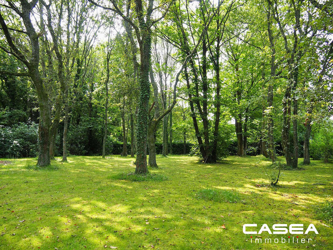 Terrain à FOUESNANT