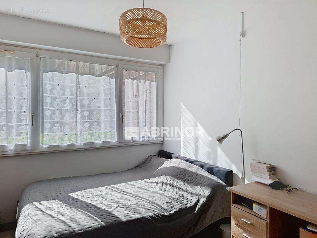 APPARTEMENT T2  DE 51.3 m² avec bureau à rénover - photo 3