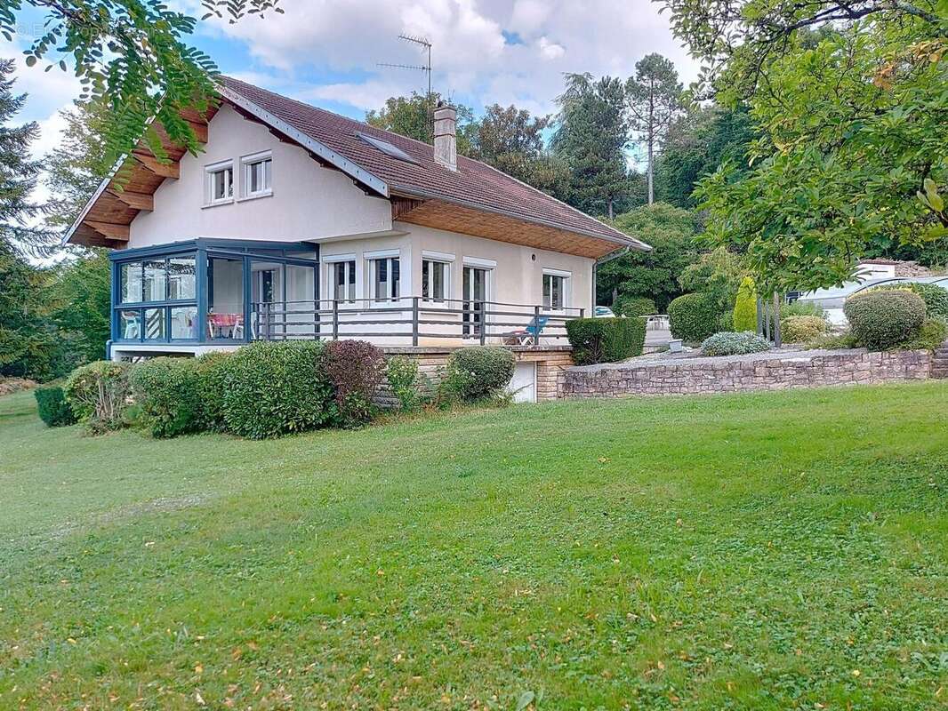 Maison 161 m² à Jouhe  - photo 7