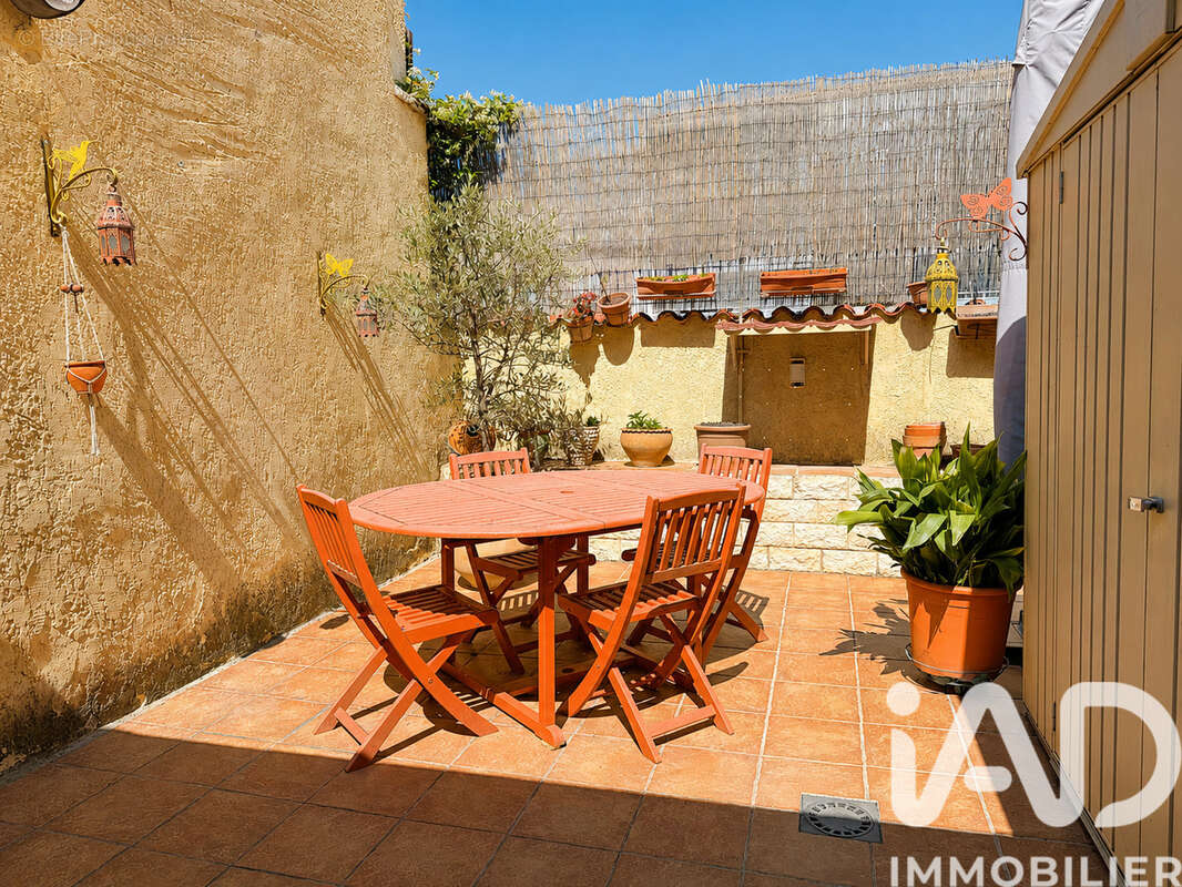 Photo 2 - Maison à NIMES
