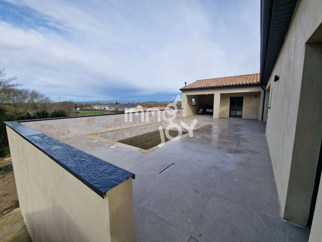 Maison à BARBAIRA