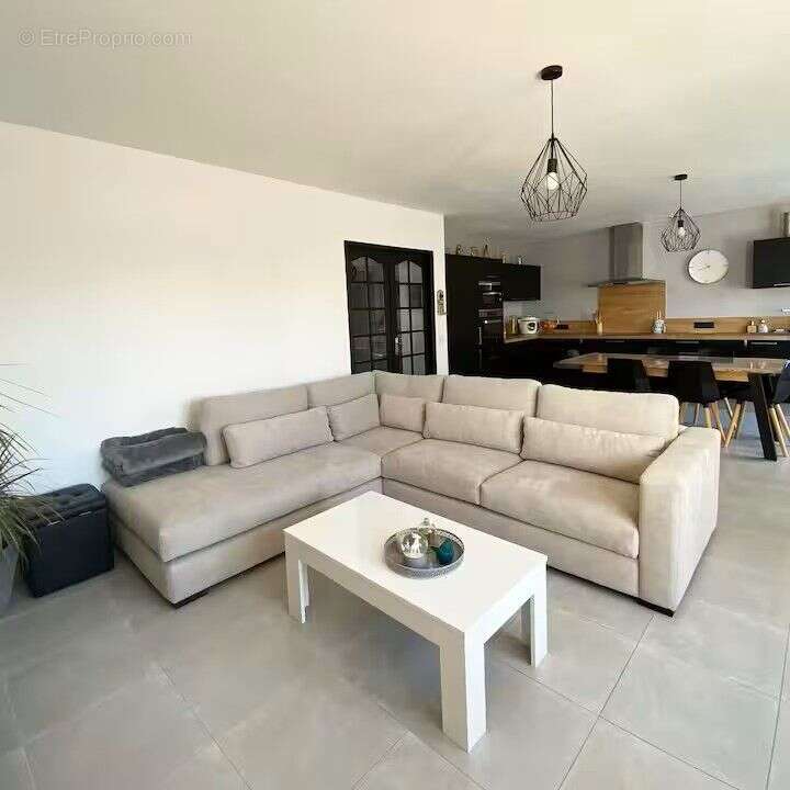 Maison à LE CHATEAU-D'OLERON