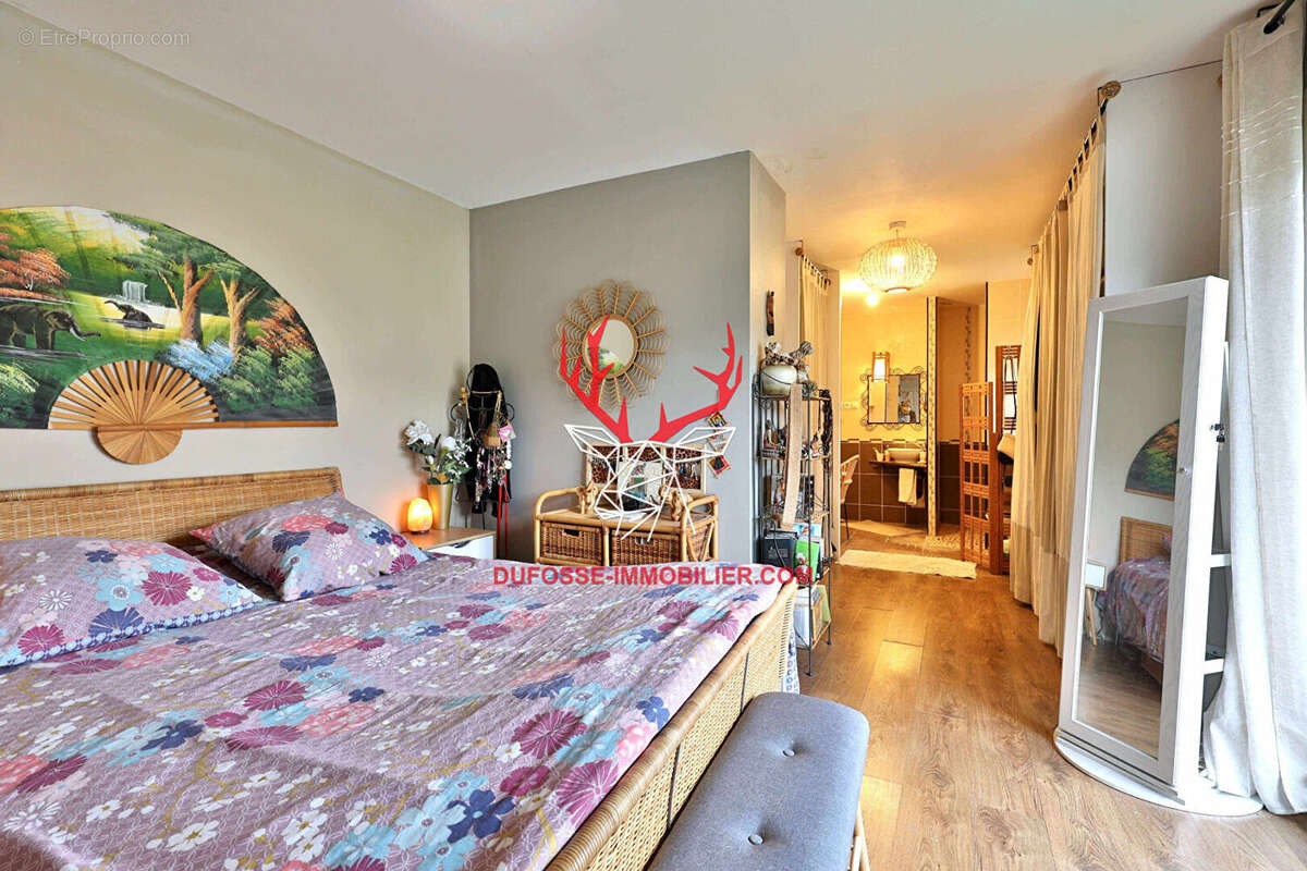 Maison récente 174m² avec piscine et nombreuses dépendances - Heyrieux - photo 9