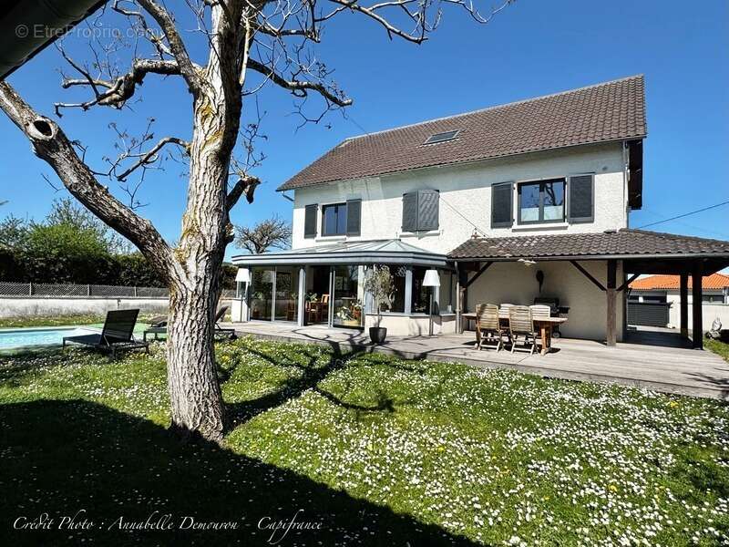 Maison à SAINT-BONNET-PRES-RIOM