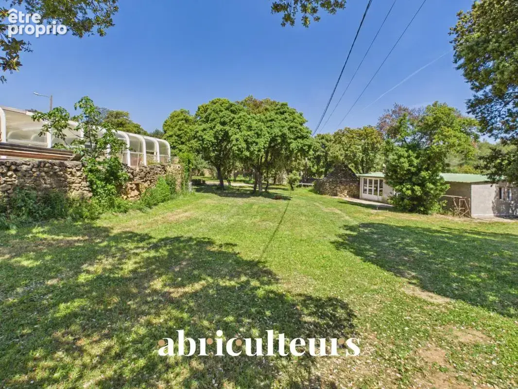 Maison familiale en pierre à vendre à Grans, sur un jardin arboré de 254 m² (13250) - photo 20