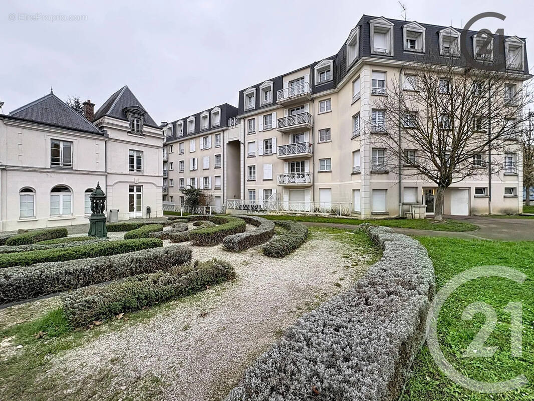 Appartement à COMBS-LA-VILLE