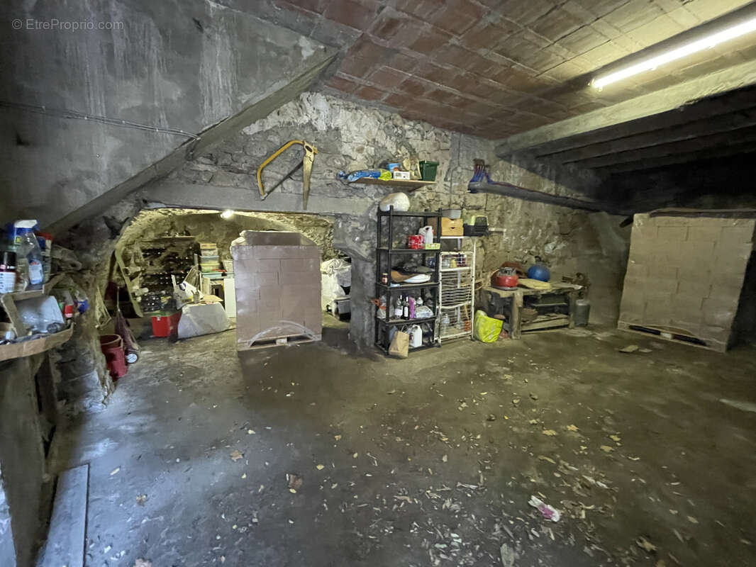 Maison à SAINT-GUILHEM-LE-DESERT