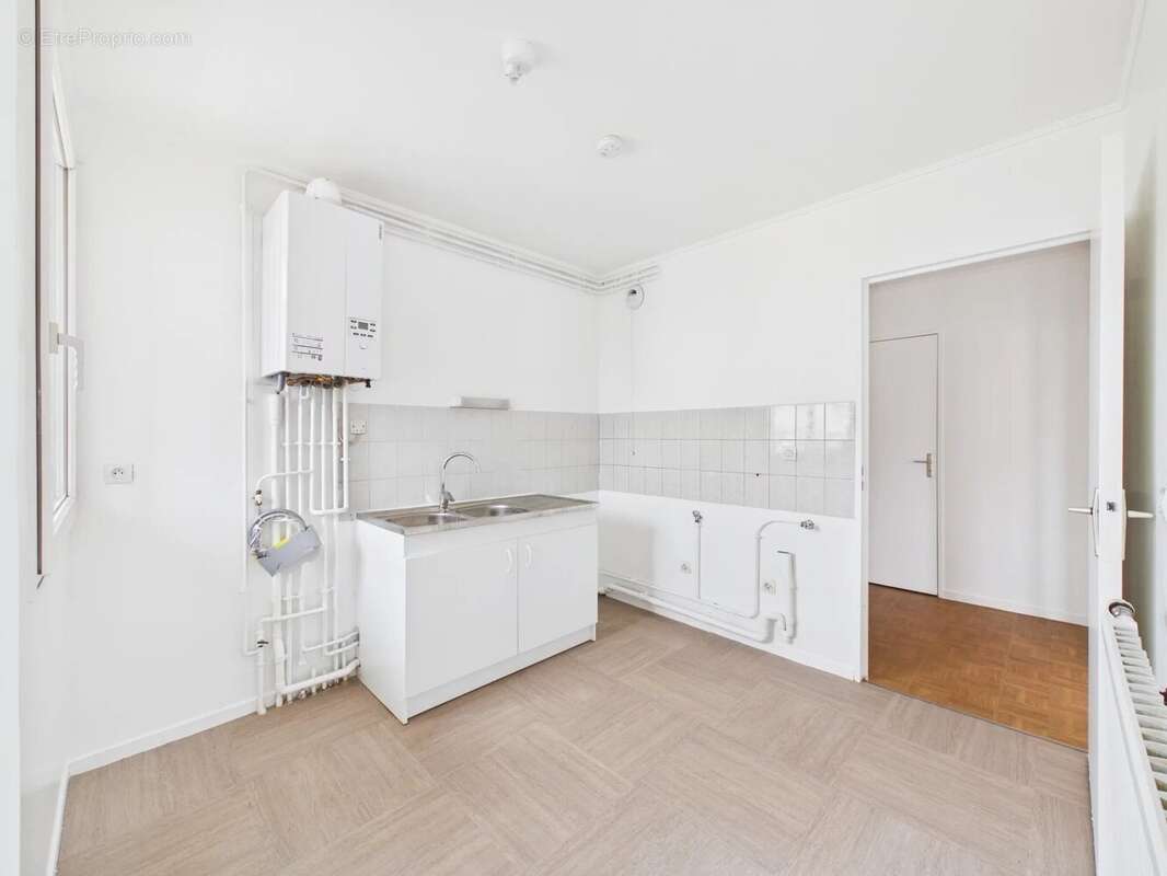  Appartement 2 pièces de 51,53 m² avec deux balcons – Achères (78260) - photo 4