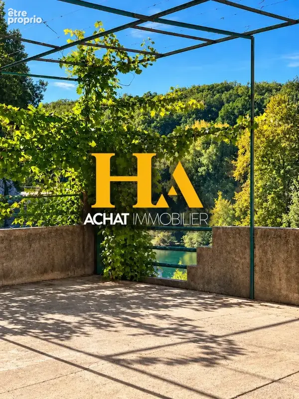 A VENDRE - LAROQUE (34190) - Maison de ville en 1er ligne de rivière - 5 pièces, 113 m², terrain 2 400 m². - photo 3