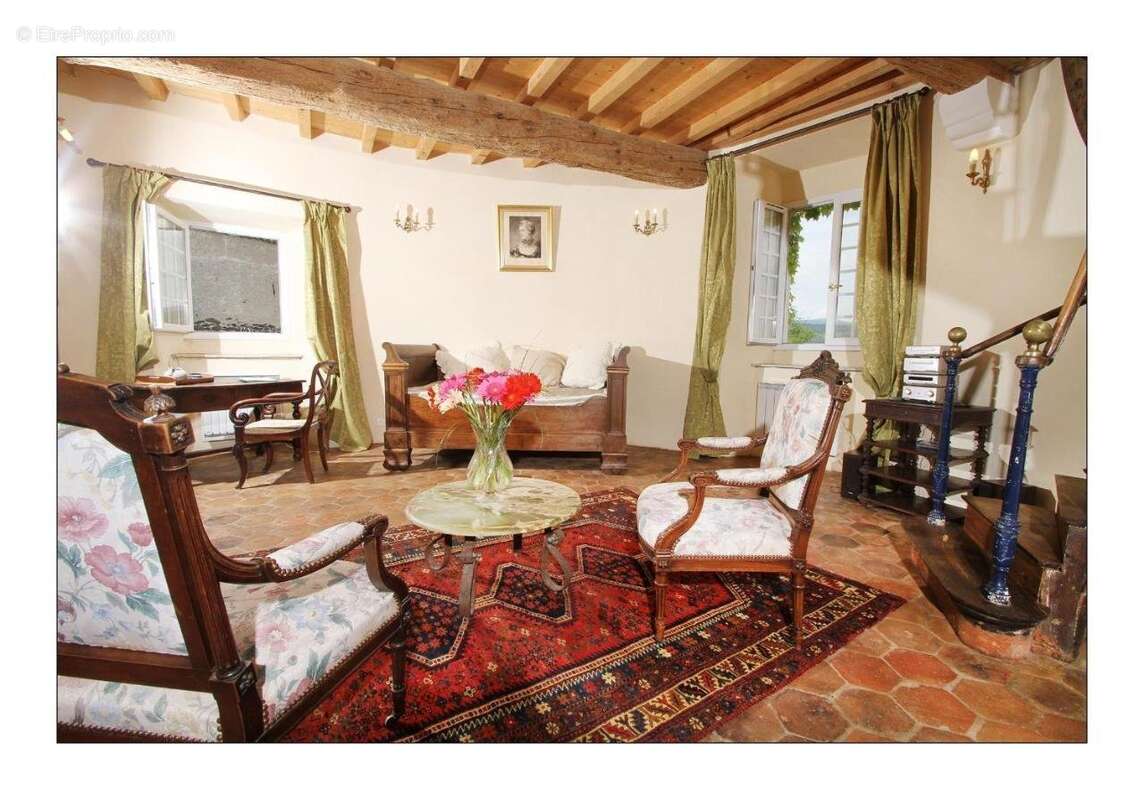 Maison à FREYSSENET