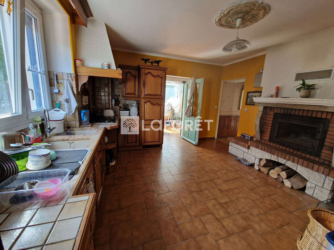 Maison à DAMPIERRE-SUR-SALON