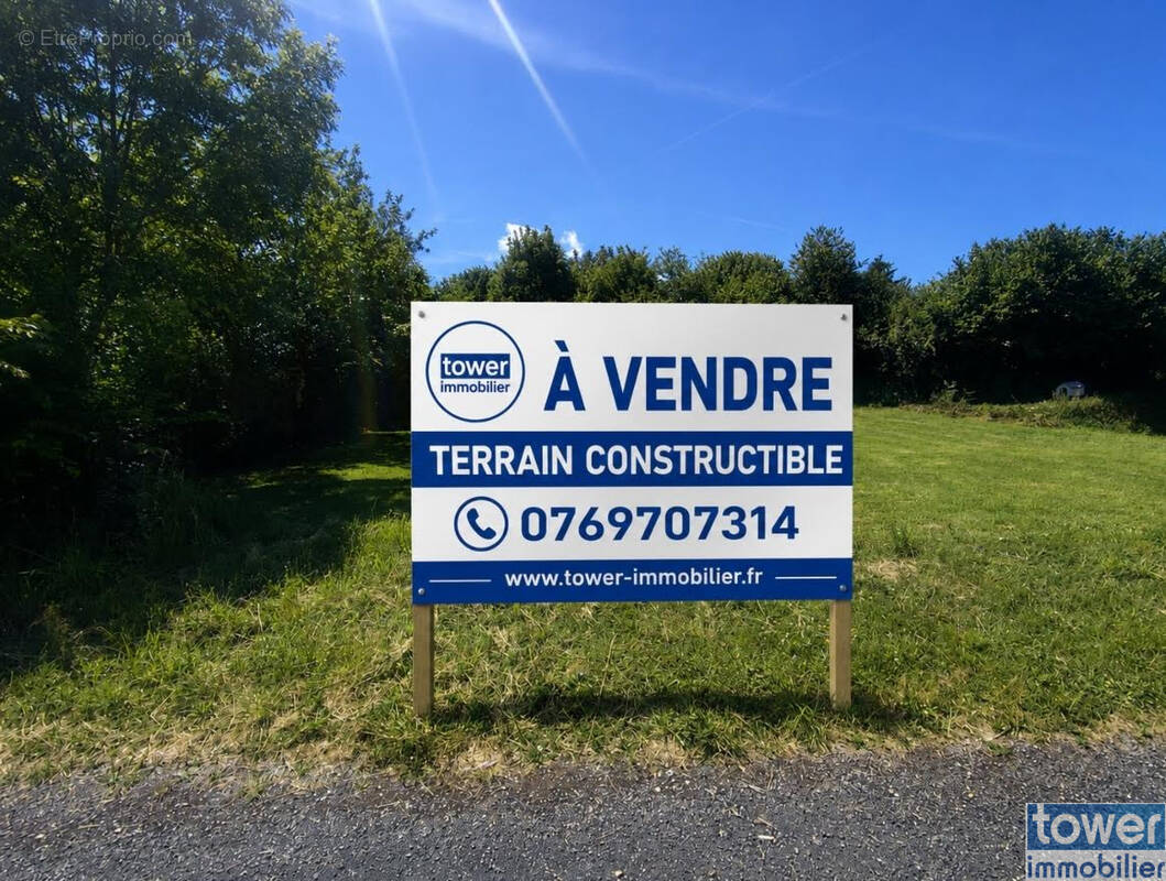 Terrain à LA CAPELLE-BLEYS
