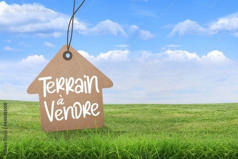 Terrain à SEVEUX